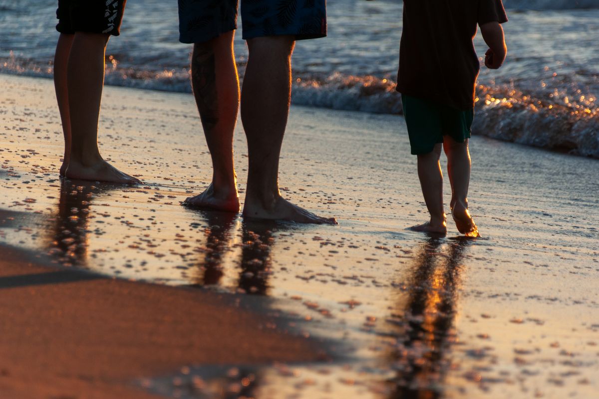 Günstiger Familienurlaub: 7 Entscheidungen, die das Budget verändern